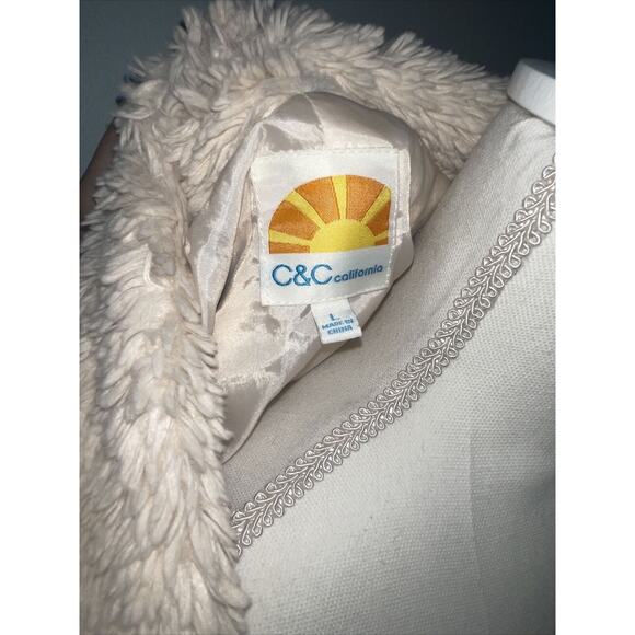 C&C California Faux Fur Teddy Bear Fuzzy Lined Coat Winter Jacket Cream Size L - Picture 8 of 16
